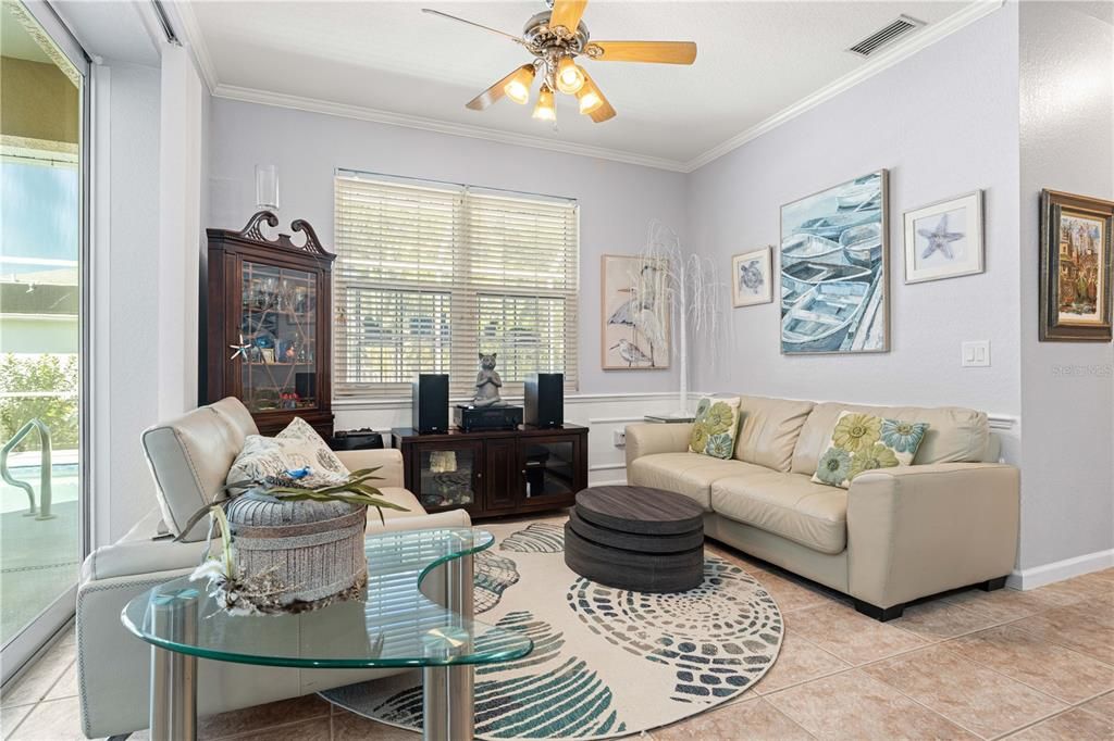 For Sale: $499,000 (3 beds, 2 baths, 2263 Square Feet)