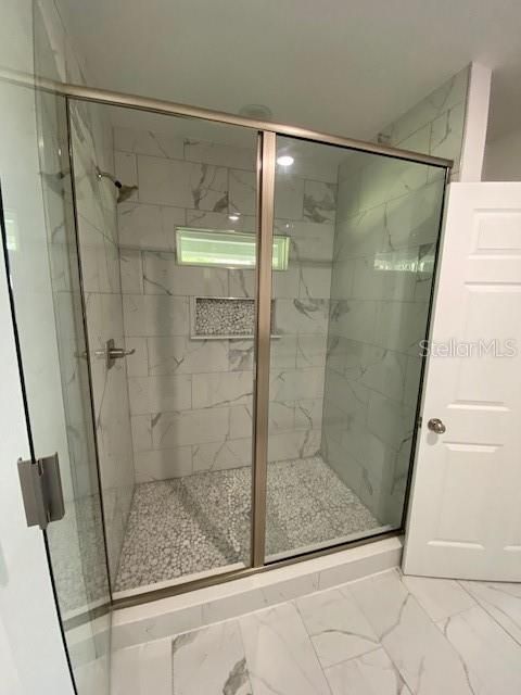 En Venta: $330,000 (3 camas, 2 baños, 1870 Pies cuadrados)