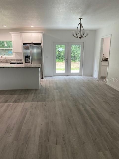 En Venta: $330,000 (3 camas, 2 baños, 1870 Pies cuadrados)