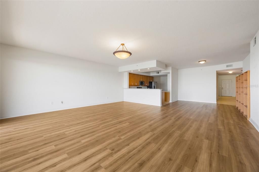 For Sale: $479,000 (3 beds, 2 baths, 2260 Square Feet)