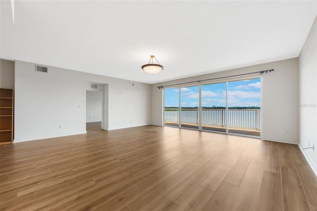 For Sale: $479,000 (3 beds, 2 baths, 2260 Square Feet)