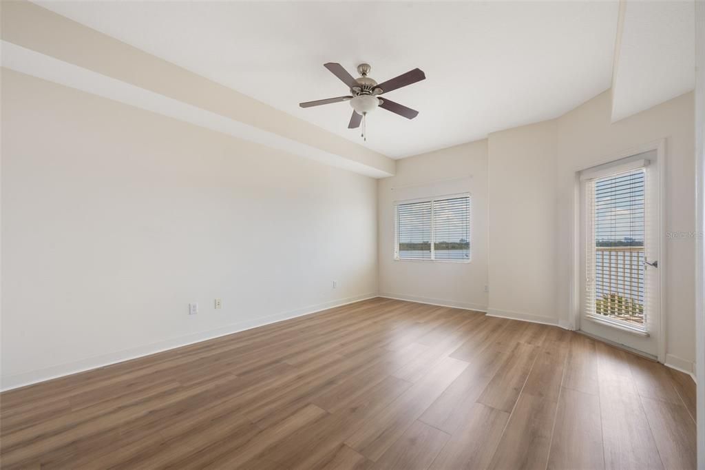 For Sale: $479,000 (3 beds, 2 baths, 2260 Square Feet)