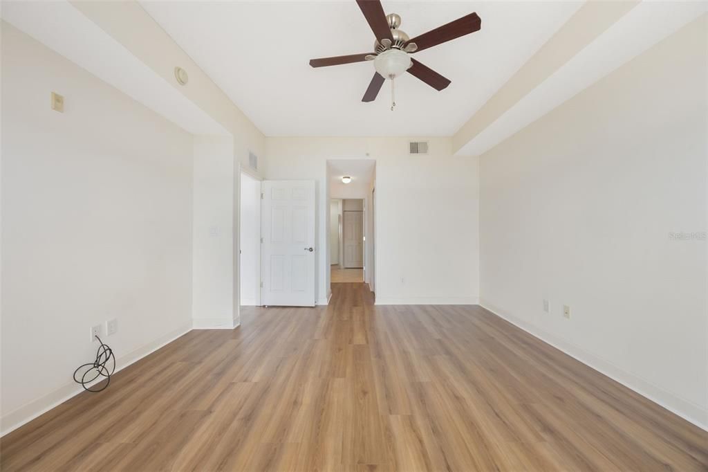 For Sale: $479,000 (3 beds, 2 baths, 2260 Square Feet)