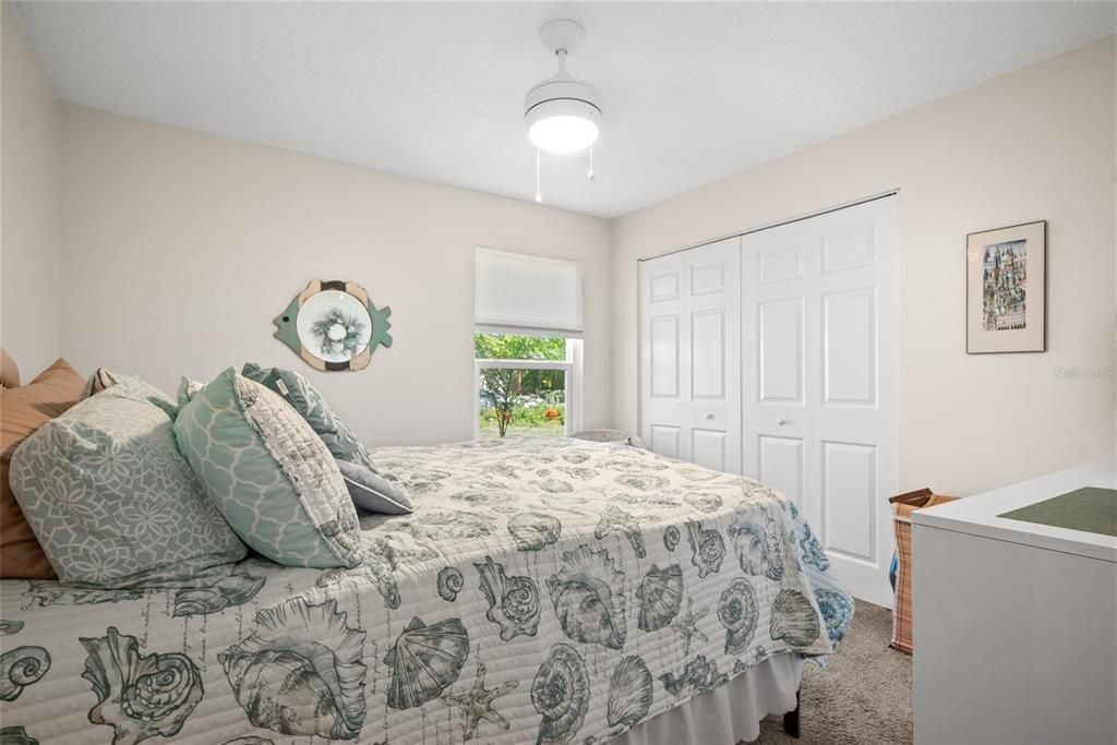 合同活跃: $564,900 (3 贝兹, 2 浴室, 1397 平方英尺)