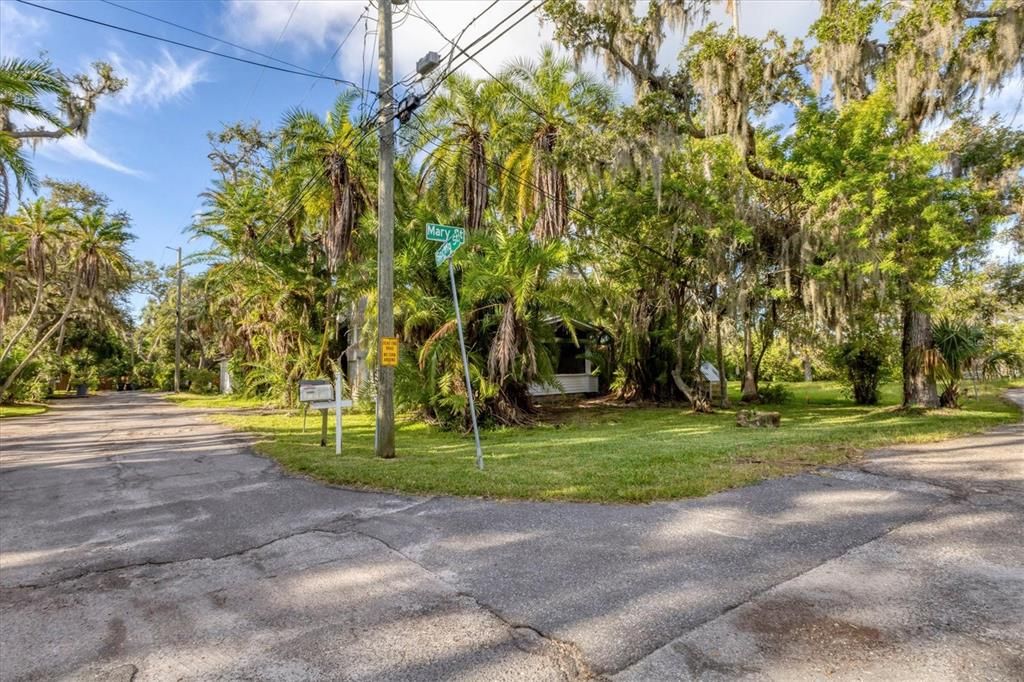 Active With Contract: $139,900 (0.12 acres)