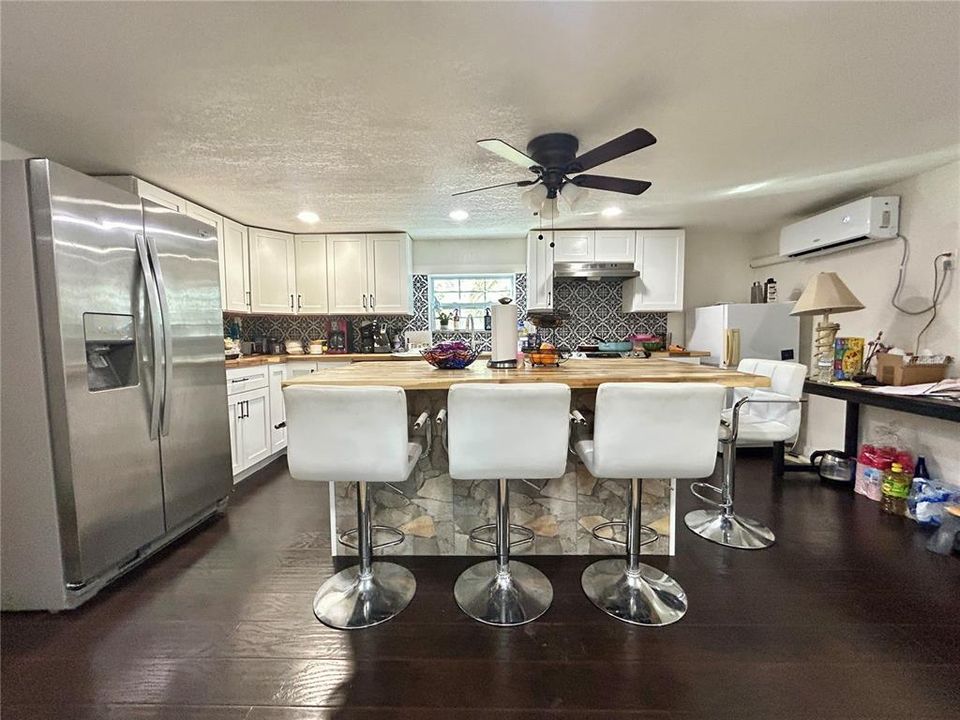 На продажу: $135,000 (3 спален, 2 ванн, 1130 Квадратных фут)