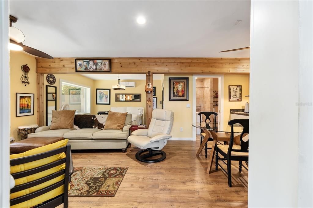 Active With Contract: $1,160,000 (4 beds, 3 baths, 2572 Square Feet)