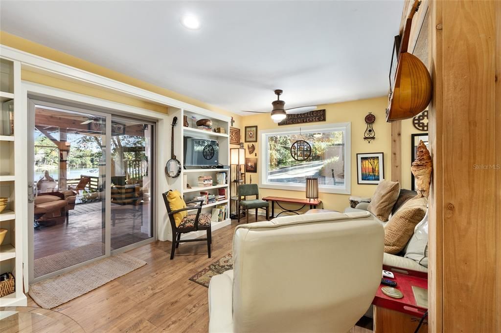 Active With Contract: $1,160,000 (4 beds, 3 baths, 2572 Square Feet)