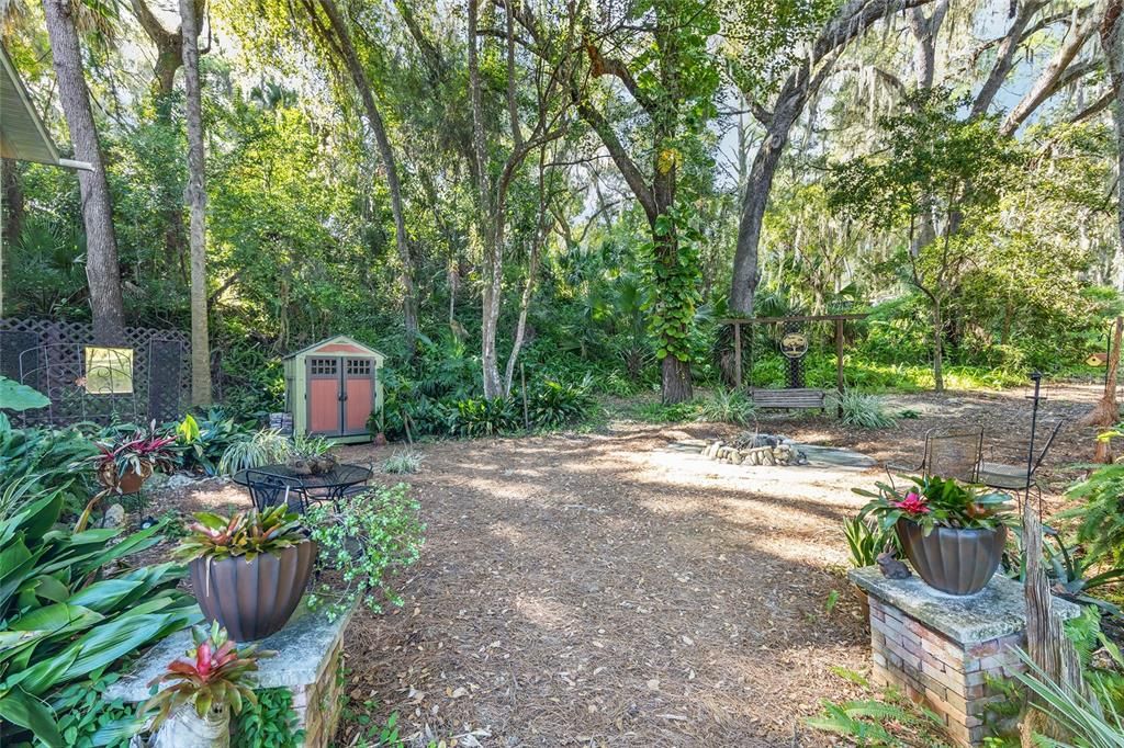 Active With Contract: $1,160,000 (4 beds, 3 baths, 2572 Square Feet)