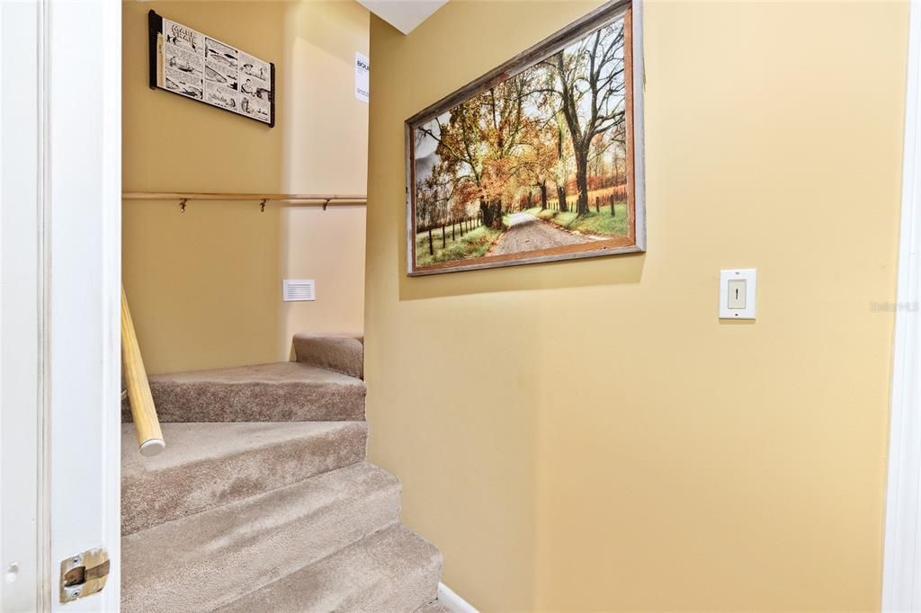 Active With Contract: $1,160,000 (4 beds, 3 baths, 2572 Square Feet)