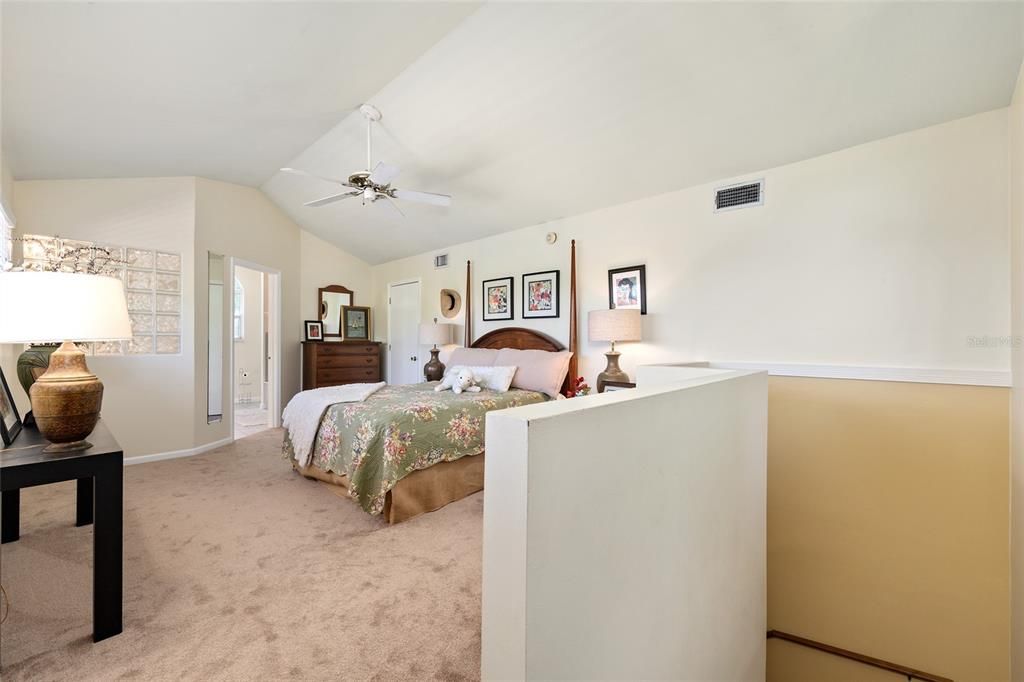 Active With Contract: $1,160,000 (4 beds, 3 baths, 2572 Square Feet)