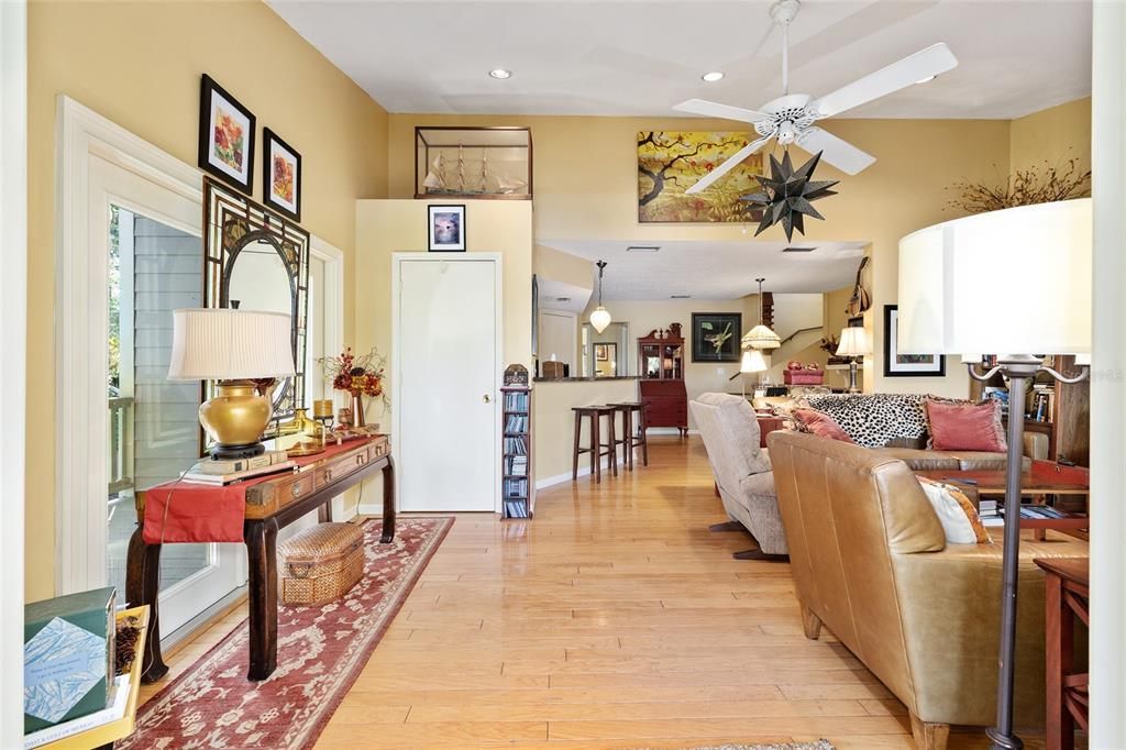 Active With Contract: $1,160,000 (4 beds, 3 baths, 2572 Square Feet)