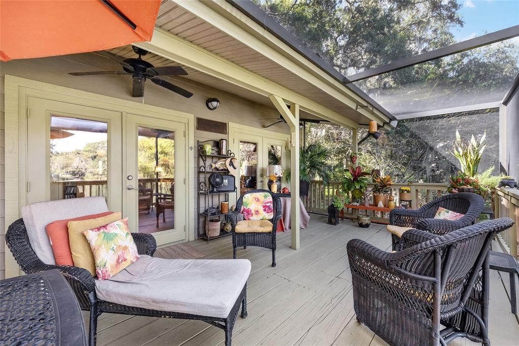 Active With Contract: $1,160,000 (4 beds, 3 baths, 2572 Square Feet)