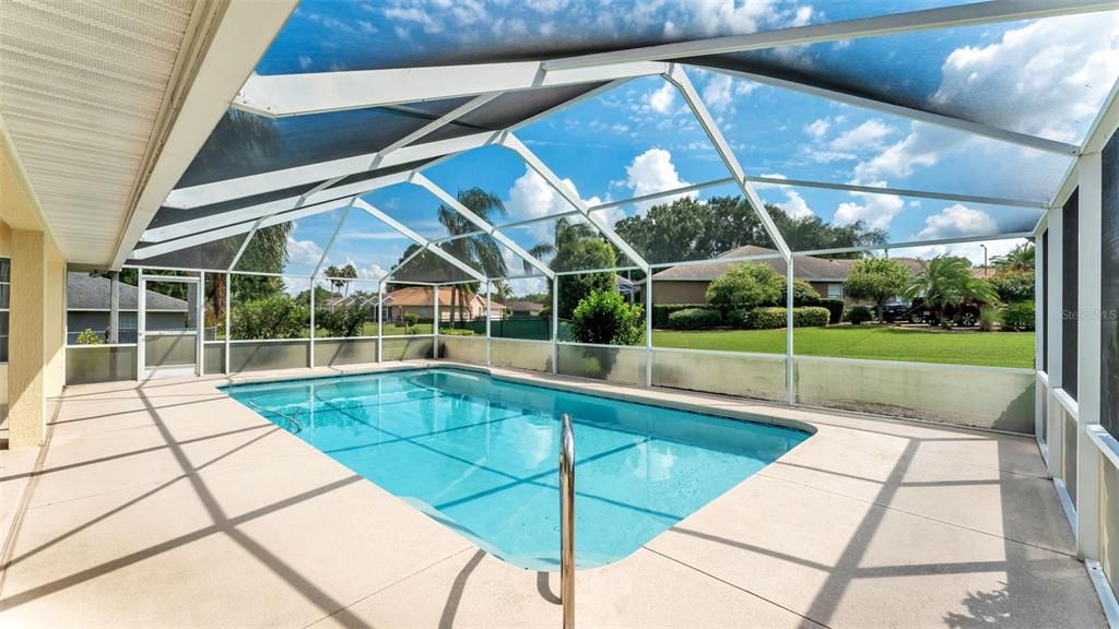 For Sale: $455,000 (4 beds, 2 baths, 2211 Square Feet)