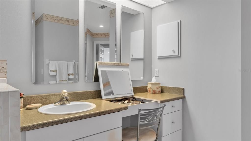 For Sale: $455,000 (4 beds, 2 baths, 2211 Square Feet)