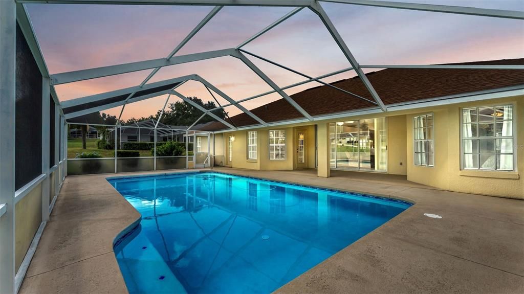 For Sale: $455,000 (4 beds, 2 baths, 2211 Square Feet)