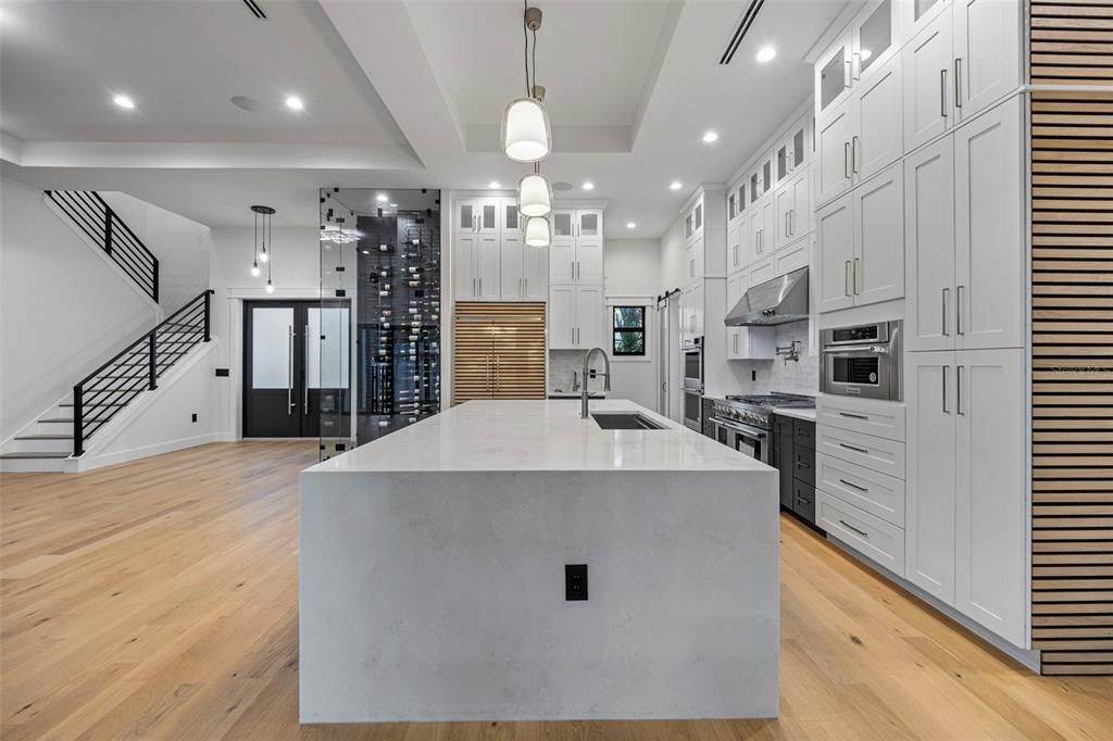 For Rent: $22,000 (5 beds, 5 baths, 5096 Square Feet)