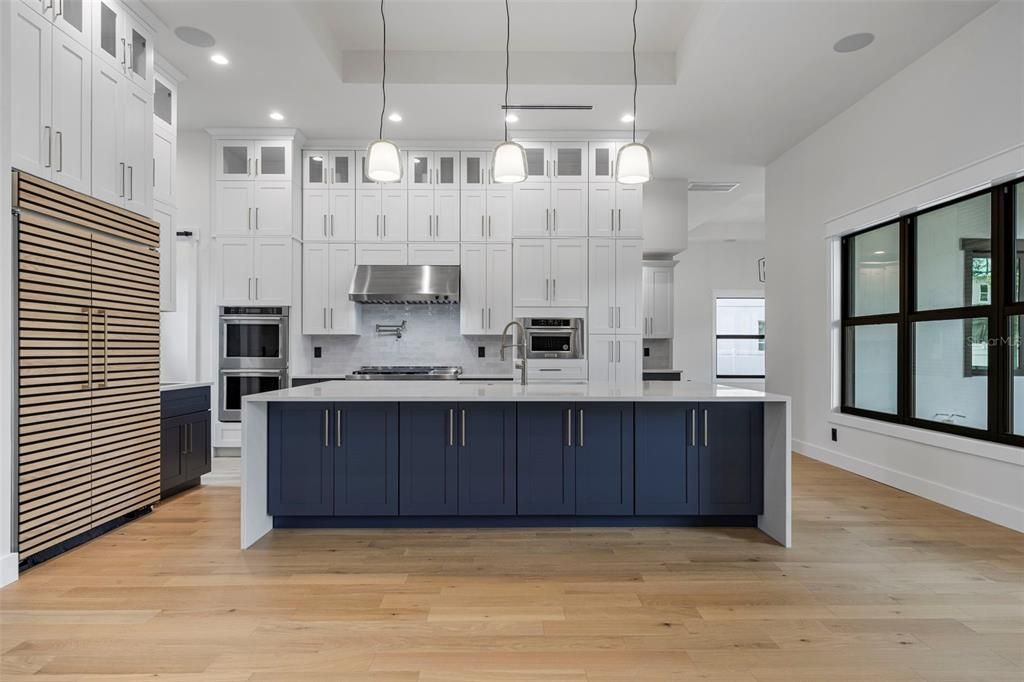 For Rent: $22,000 (5 beds, 5 baths, 5096 Square Feet)