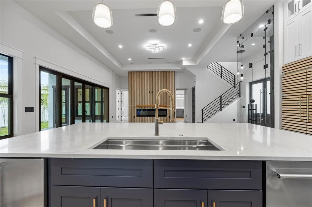 For Rent: $22,000 (5 beds, 5 baths, 5096 Square Feet)