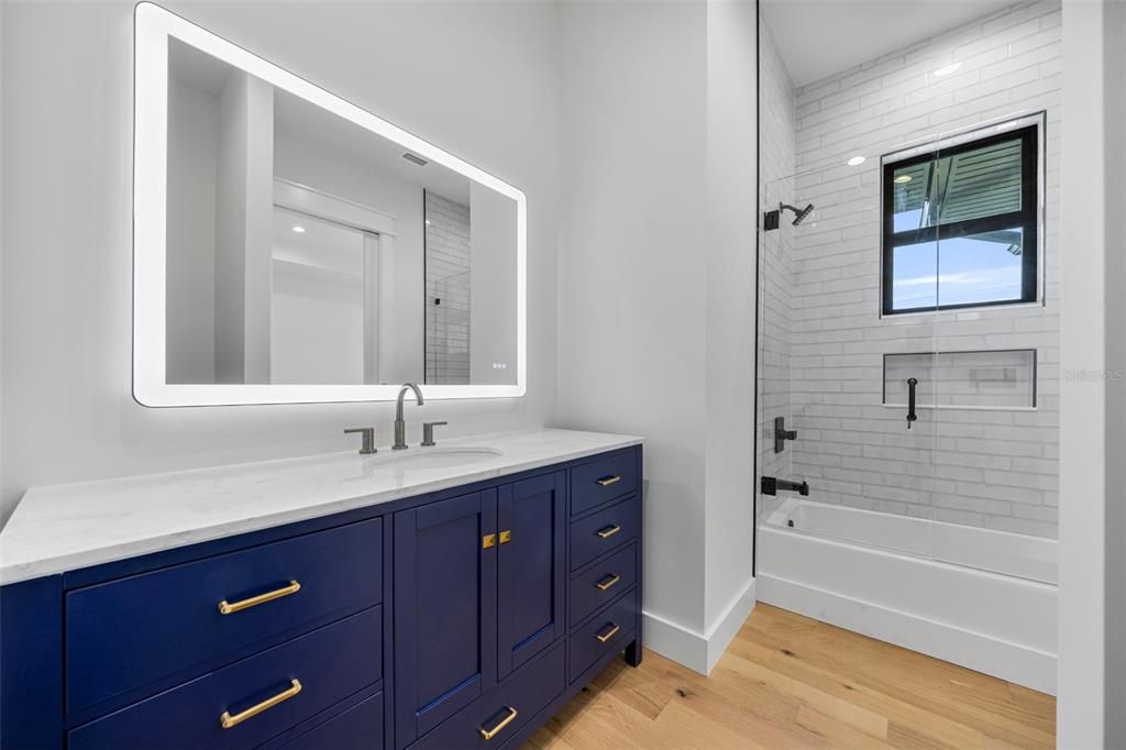 For Rent: $22,000 (5 beds, 5 baths, 5096 Square Feet)