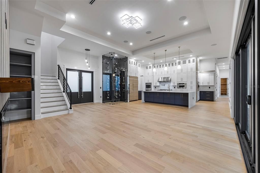 For Rent: $22,000 (5 beds, 5 baths, 5096 Square Feet)