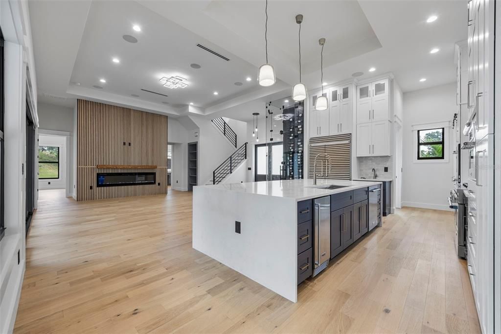 For Rent: $22,000 (5 beds, 5 baths, 5096 Square Feet)