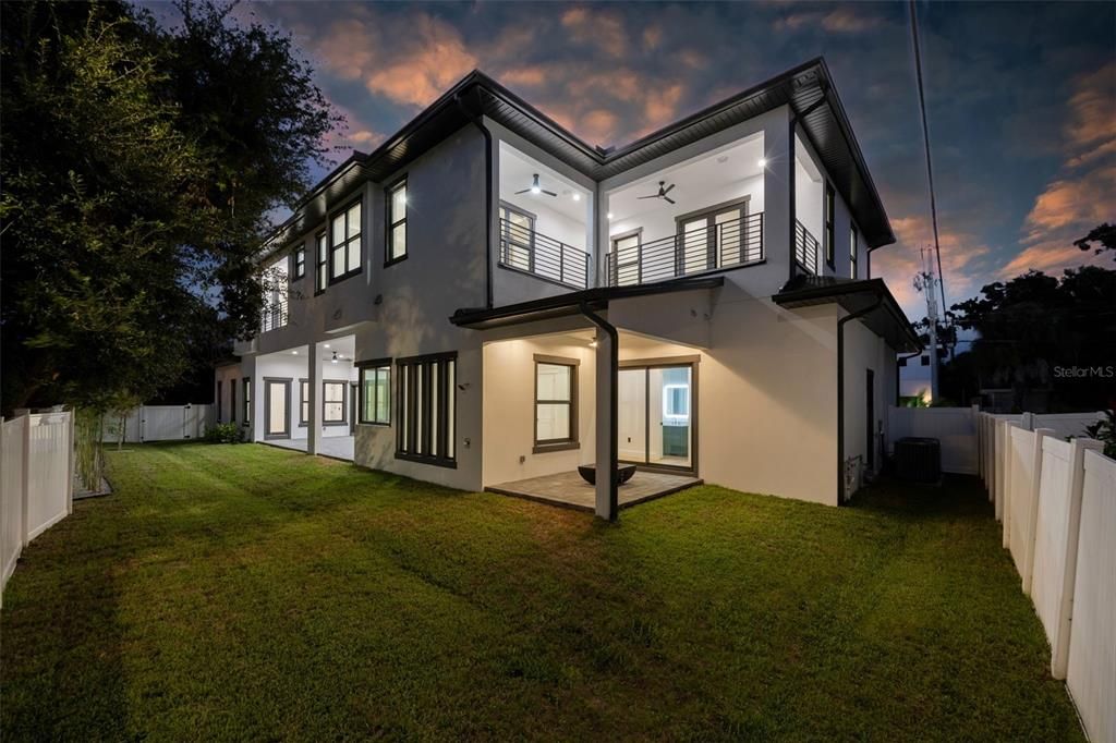 For Rent: $22,000 (5 beds, 5 baths, 5096 Square Feet)