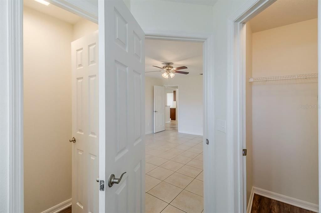 Active With Contract: $384,900 (3 beds, 3 baths, 2434 Square Feet)