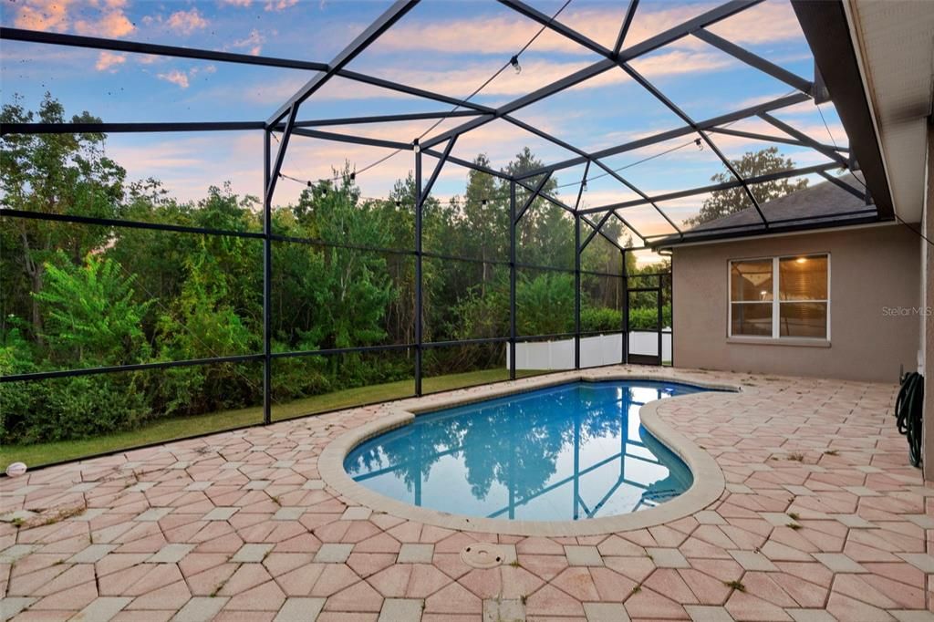 For Sale: $585,000 (3 beds, 3 baths, 2368 Square Feet)