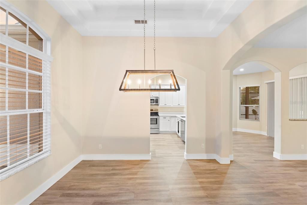 For Sale: $585,000 (3 beds, 3 baths, 2368 Square Feet)