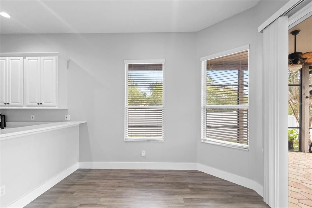 For Sale: $585,000 (3 beds, 3 baths, 2368 Square Feet)