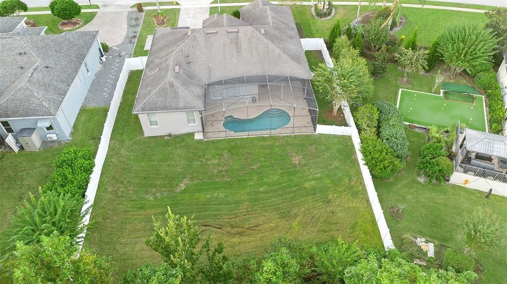 For Sale: $585,000 (3 beds, 3 baths, 2368 Square Feet)