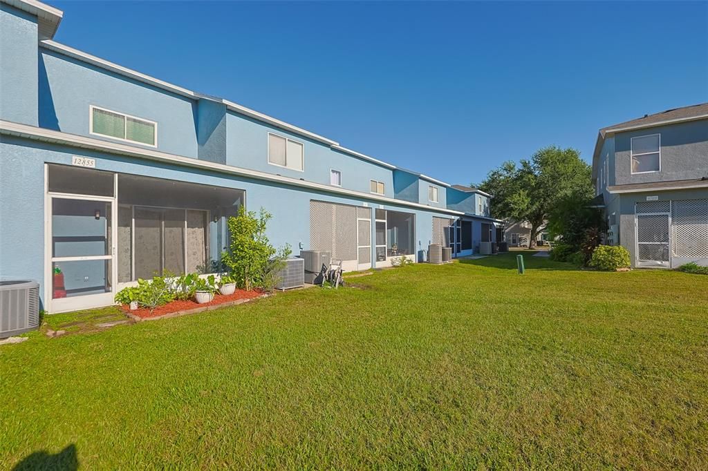 For Sale: $215,000 (2 beds, 2 baths, 1360 Square Feet)