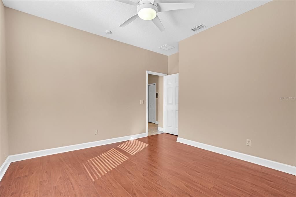 На продажу: $774,900 (4 спален, 3 ванн, 3242 Квадратных фут)