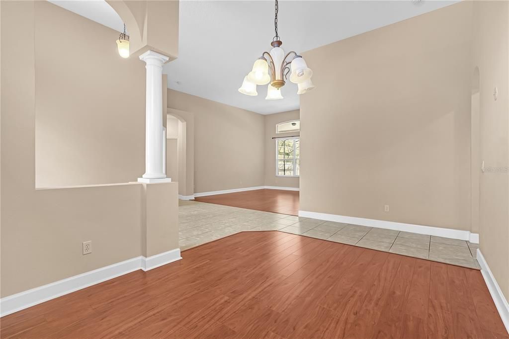 На продажу: $774,900 (4 спален, 3 ванн, 3242 Квадратных фут)