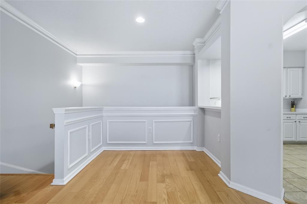 Active With Contract: $299,900 (1 beds, 1 baths, 964 Square Feet)