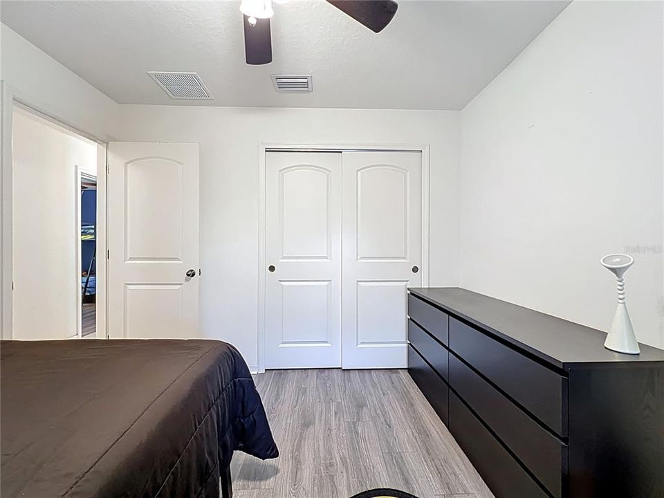 En Venta: $315,000 (4 camas, 2 baños, 1635 Pies cuadrados)