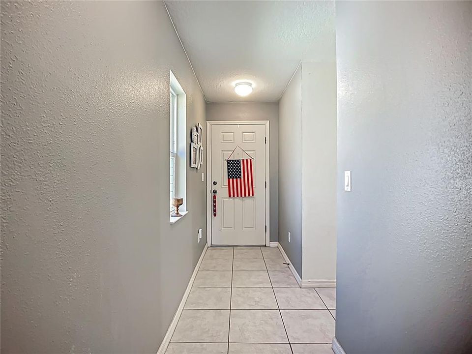 En Venta: $315,000 (4 camas, 2 baños, 1635 Pies cuadrados)