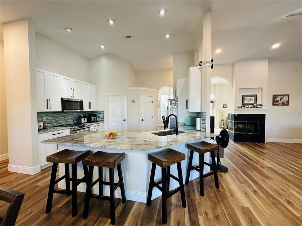 For Sale: $989,000 (4 beds, 3 baths, 2333 Square Feet)