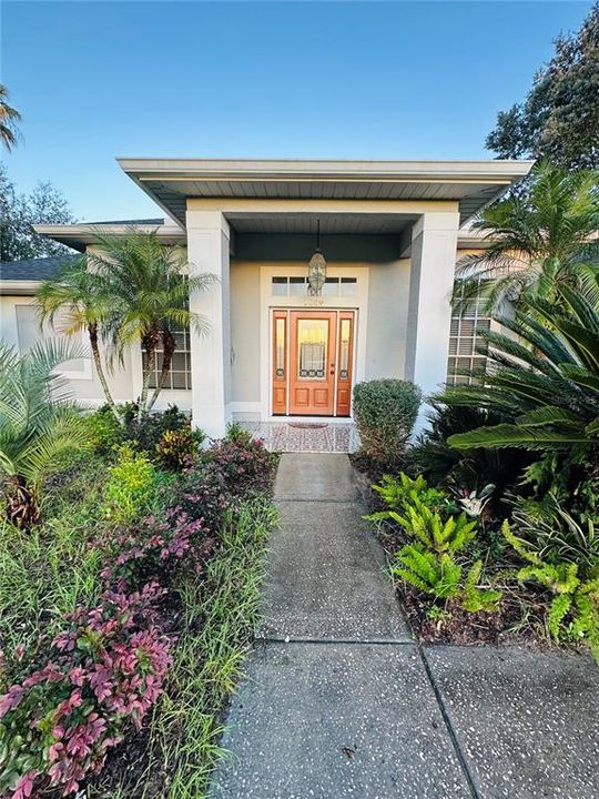 For Sale: $989,000 (4 beds, 3 baths, 2333 Square Feet)