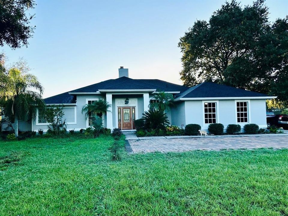 For Sale: $989,000 (4 beds, 3 baths, 2333 Square Feet)