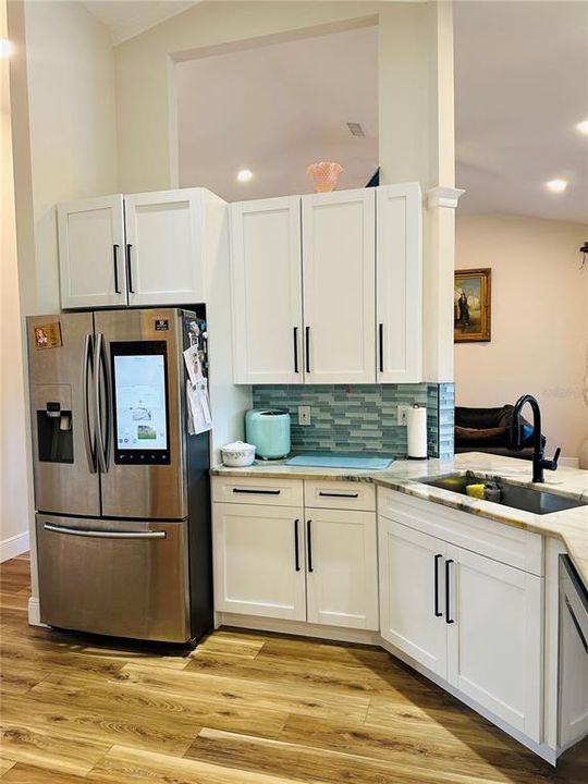 For Sale: $989,000 (4 beds, 3 baths, 2333 Square Feet)