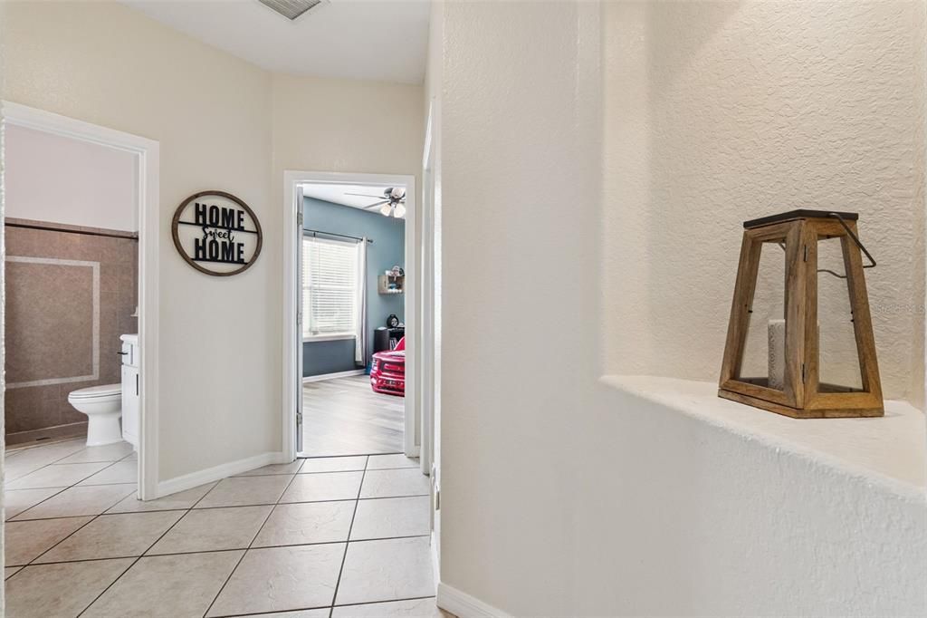 Под контрактом: $595,000 (4 спален, 3 ванн, 2711 Квадратных фут)