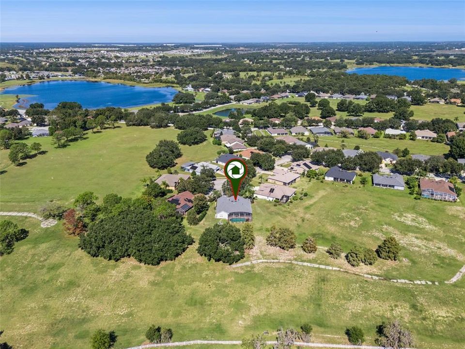 Под контрактом: $595,000 (4 спален, 3 ванн, 2711 Квадратных фут)