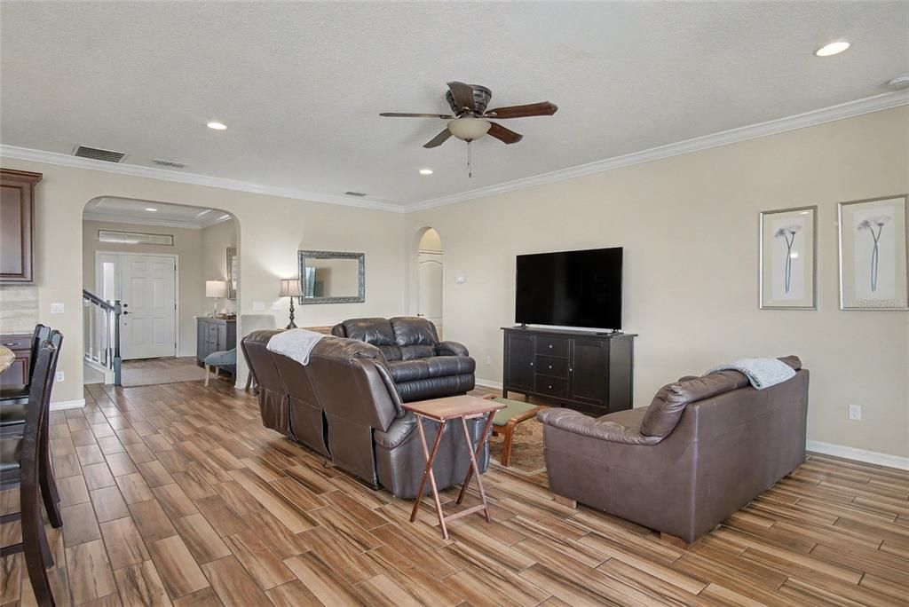 For Sale: $634,995 (5 beds, 3 baths, 3205 Square Feet)