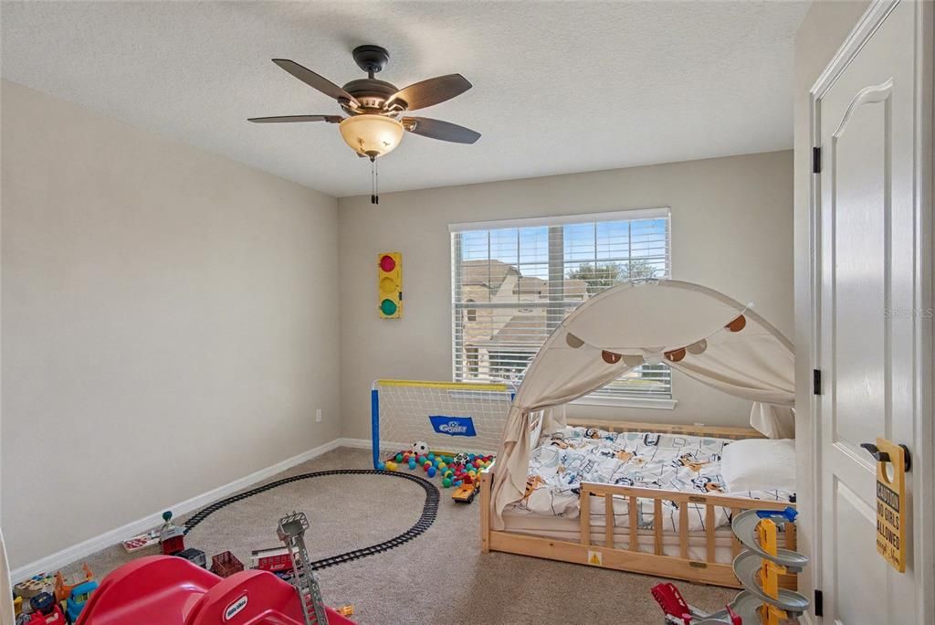 For Sale: $634,995 (5 beds, 3 baths, 3205 Square Feet)