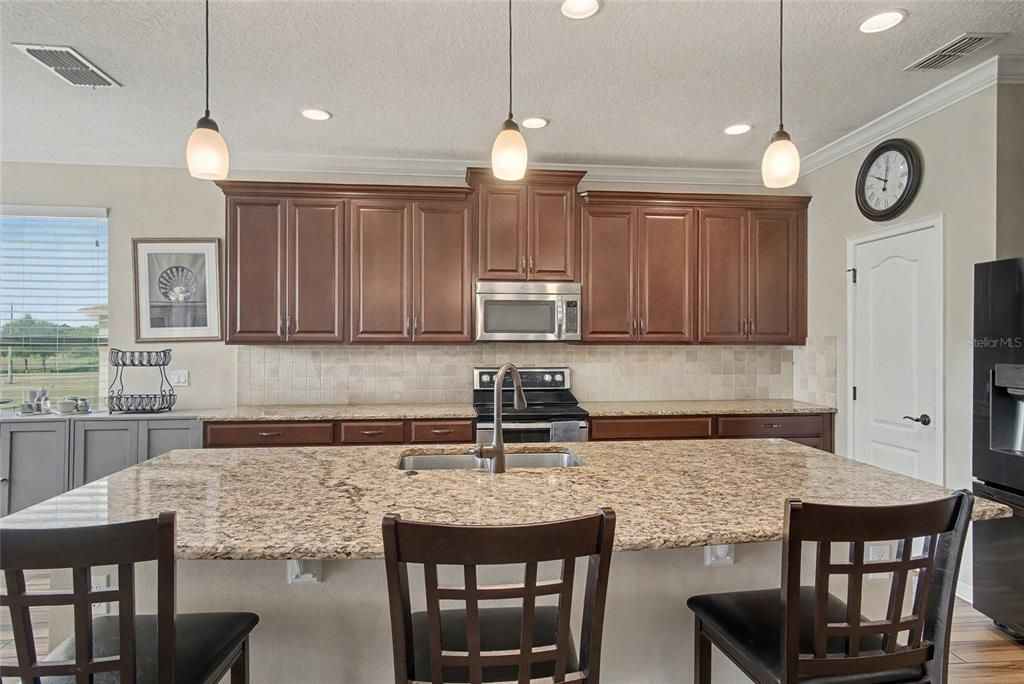 For Sale: $634,995 (5 beds, 3 baths, 3205 Square Feet)