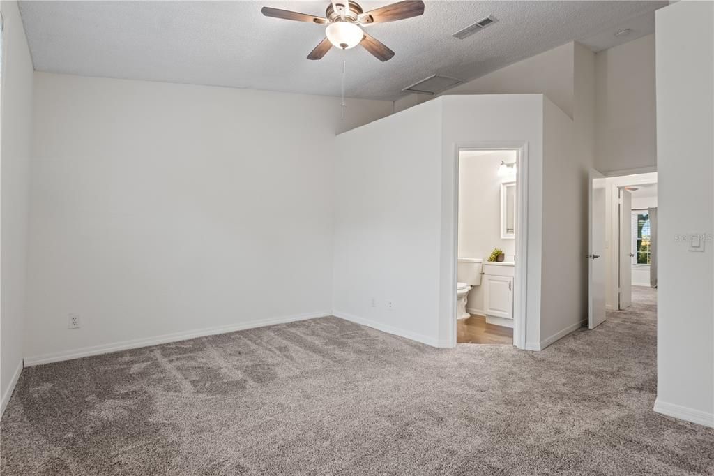 En Venta: $200,000 (2 camas, 2 baños, 1036 Pies cuadrados)