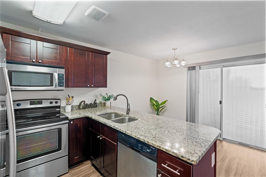 En Venta: $200,000 (2 camas, 2 baños, 1036 Pies cuadrados)