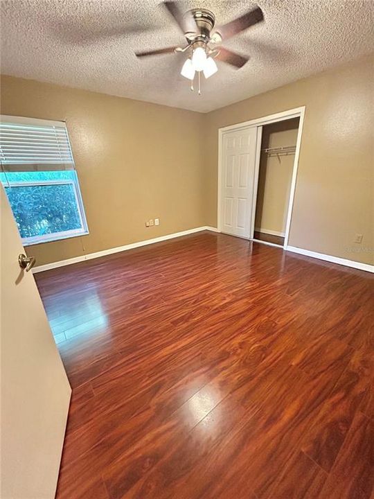 На продажу: $500,000 (4 спален, 3 ванн, 2321 Квадратных фут)